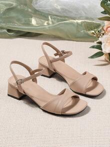 女式露背粗跟凉鞋，中跟时尚法式凉鞋，加大码宽版女士复古趾环系带高跟休闲户外凉鞋 - 米色 - 查看 15