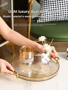 1 tavă rotundă cu mânere pentru uz casnic. Pentru cine festive.