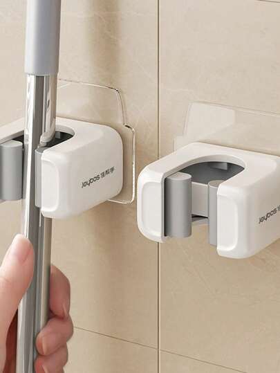 2 piezas Soporte de escoba montado en la pared, de acero inoxidable, duradero, con instalación de tornillos. Ganchos organizadores de trapeadores y escobas, estante de almacenamiento de herramientas de limpieza del hogar, adecuado para lavandería, cocina, garaje, sistema de almacenamiento de jardín