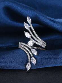 Gift Box Style Fashionable Glamour Angel Wing Cubic Zirconia Ring, Super Shiny Faux Diamond Suitable For Women Wedding, Party Wear And Holiday Gift