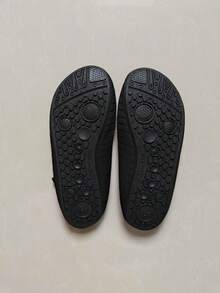 1 Pair New Style Snorkeling Beach Water Shoes, Men/Women Soft Sole Quick Dry Anti-Slip Dive Swim Shoes; Ladies Fast Drying Water Socks For Beach, Yoga, Swimming, Surfing; Multifunctional Indoor/Outdoor Fitness Shoes; Breathable Material, Summer 2025 - Black - View 8