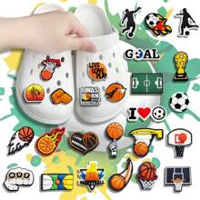 20/30 pièces aléatoires de la série Sports - Charmes pour chaussures de basket-ball, football, softball, baseball, volley-ball, etc. pour sabots et sandales, charmes de chaussures PVC de haute qualité. Accessoires populaires et décorations, super cadeaux pour Noël, anniversaire, fête