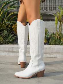 2024 春秋新款女式大码时尚刺绣及膝西部牛仔靴户外靴，白色靴子