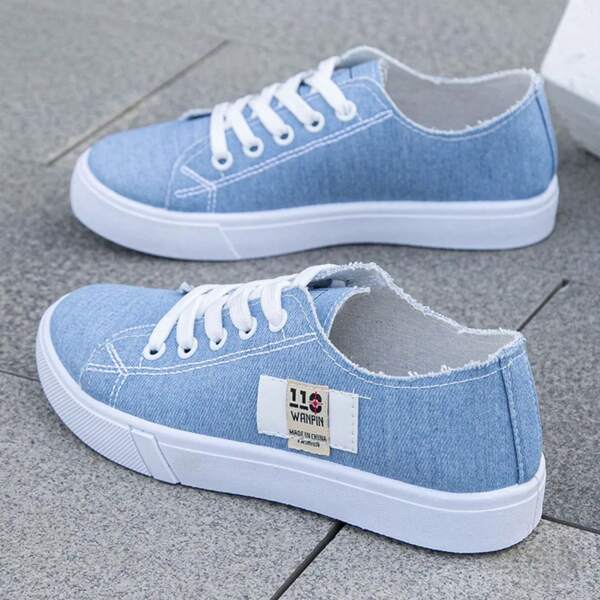 Baskets en canevas pour femmes Printemps-Été 2025, baskets en jean basses. Populaires chaussures plates en canevas pour femmes. Sapatos femininos