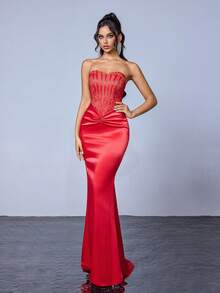 Women's Lace Patchwork Satin Dress With Non-Slip Straps, Hidden Zipper, Strapless Design - Red - View 3