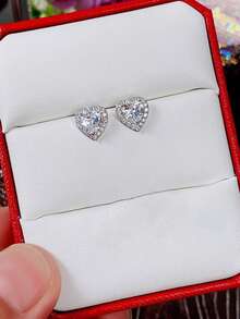 Hoa tai đinh tán hình trái tim bằng bạc Sterling S925 với đá Cubic Zirconia lấp lánh, đơn giản và thích hợp để đeo hàng ngày - Bạc - Xem 4