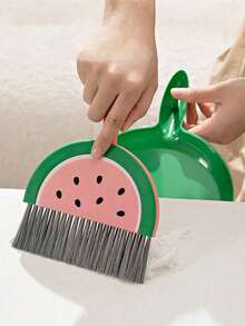 1 套家用迷你桌面扫帚和簸箕套装，适合儿童和学生（1 把刷子 + 1 把簸箕），厨房，浴室，家居，家居供应商