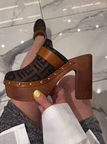 Women's Geometric Pattern Adjustable Buckle Design Thick Sole Fashion High Heel Mules - Camel - View 2