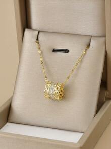 1pc Fashionable Rhinestone Circular Pendant Stainless Steel Necklace, Gold Jewelry, Gold Necklace, Gift - Yellow Gold - View 4