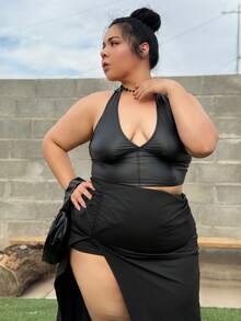 Truni Elyhuante_03 Plus Size Pu Leather Sleeveless Crop Top With Lace-Up Back, For Pear Triangle Body Shape - Black - View 4