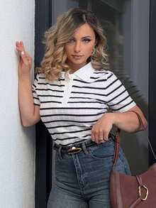 Jeta Ari 女式前扣短袖条纹休闲衬衫，日常穿着，经典黑白条纹短袖 Polo 衫，时尚女式黑白条纹 Polo 衫 - 黑與白 - 查看 7