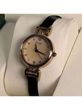 ساعة يد نسائية من الجلد الصناعي، قطر صغير، طراز بريطاني كلاسيكي، ساعة كوارتز فاخرة ذات طابع خاص، مناسبة للارتداء اليومي، قطعة واحدة