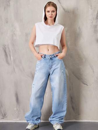 Women's Distressed Loose Fit Button Pocket Wide Leg Everyday Jeans