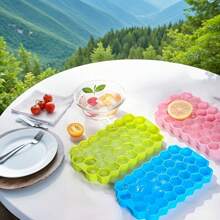 1 Piece 37-Grid Honeycomb Silicone Ice Tray | Hexagonal Mold For Perfectly Shaped Ice Cubes – Ideal For Outdoor Camping & Kitchen Use | Flexible, Vivid Design Ice Mold