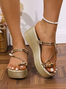 2024 neue Mode Damen Plateausandalen in Herzform