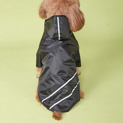 户外休闲宠物黑色雨衣，适合夜间活动