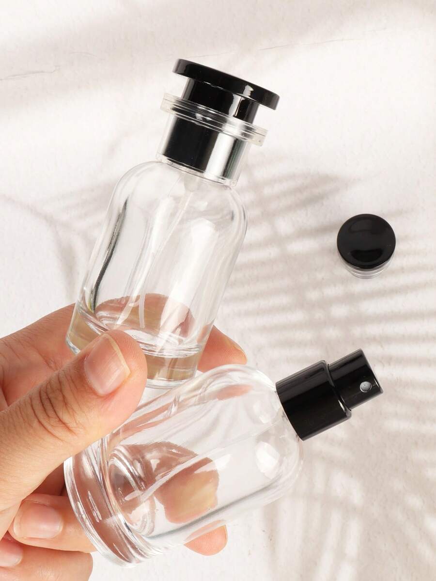 30ML Glas Parfümflasche, leere Parfümsprühflasche mit schwarzem Schraubverschluss, nachfüllbar, tragbarer leerer quadratischer Parfümzerstäuber, nachfüllbare Kosmetikbehälter für Parfüm Essenzen