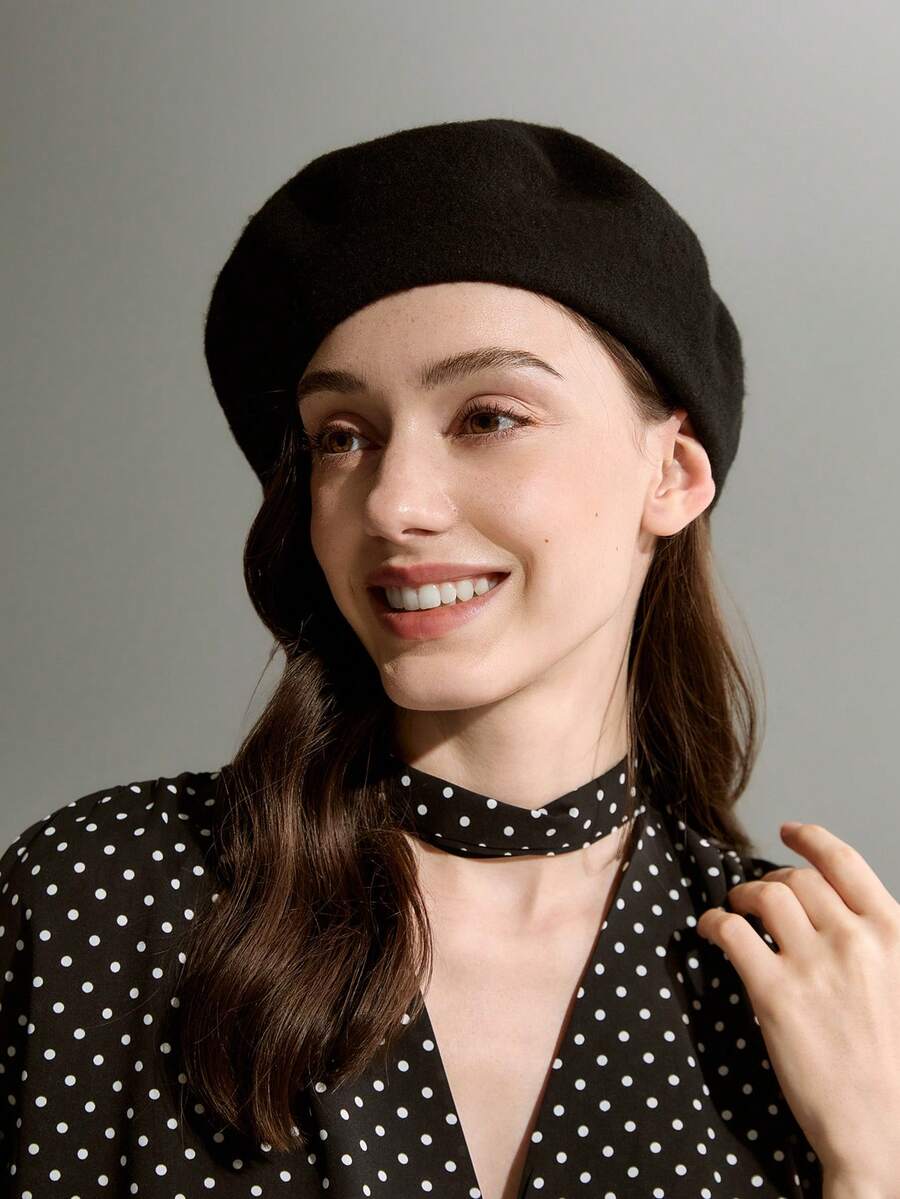 1pc Classic Simple Solid Beret For Daily Life Black Winter Gifts - Black - View 1