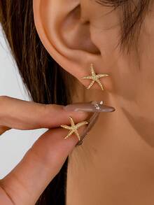 1 对简约欧美海滨风格金色海星耳钉女士