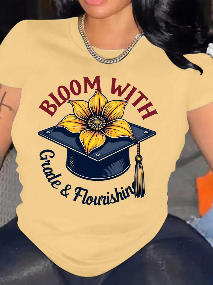 Women's Graduation Theme Cotton T-Shirt, Beige Tee With Graduation Cap And Flower, "Bloom With Grade & Flourishing" Art Print Summer Tops For Women.Cowgirl Outfits For Women - 黃色 - 查看 1
