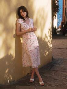 فستان متوسط الطول بياقة على شكل حرف V مزين بتطريز زهري على الساتان مع تصميم ظهر مفتوح بشكل مثلثي للنساء - وردي فاتح - مشاهدة 6