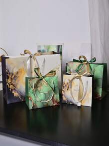 1/3 pièces Sacs cadeaux réutilisables avec nœud ruban, sacs cadeaux en papier de luxe avec poignées. Disponible en 2 couleurs. Convient pour les mariages, les fêtes, les cadeaux de la Saint-Valentin (sans scellage par défaut, ruban haut de gamme intégré), Noël