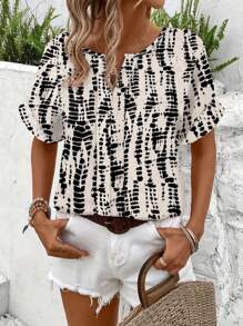 Women's Casual V-Neck Short Sleeve Allover Print Shirt With Notched Hem