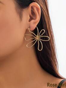 1 par de brincos minimalistas e modernos com design floral assimétrico vazado para mulheres, adequados para uso diário, férias, encontros, presente de casal, brincos de noiva modernos