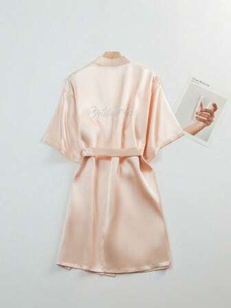 1PC Wedding Bridal Bridal Tinted Robe Silk Robe Wedding Makeup Advanced Dressing Gown Suitable For Hotels, Wedding Parties, Protective Party Wear Back To School