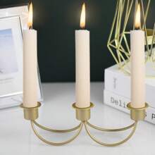 1 Stück/Set Cut Out Eisenkerzenständer Tischdekoration, für Heimdekoration, Innendekorationen, Hochzeitsfeier Dekorationen, kann als Geschenk für Freund oder Freunde, Abschlussgeschenk, Geschenk für beste Freundin, Frauengeschenk, Wintergeschenk verwendet werden