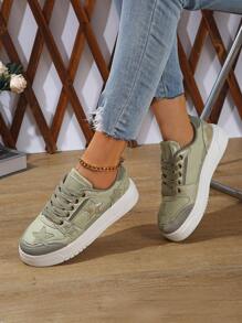 Women Minimalist Leather Skate Shoes, Low Top Lace-Up Casual Sports Sneakers, Outdoor Vacation Versatile Platform Walking Shoes
