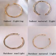 Popular Minimalist Alloy Bracelet, Suitable For Daily Wear, Simple Accessories As Holiday Gifts For Women. A Fashionable And Simple Open Bracelet, Suitable For Women To Wear At Banquets, Daily Wear, Music Festivals, Parties, Travel Photography And Other Occasions. High End Niche Design, Cool Style Bracelet
