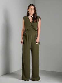 FASHION MIX PREMIUM Elegant Long Jumpsuit Tailored With Detail At The Waist And V-Neckline Plus Size Women's Fits 46 To 50 - 軍綠色 - 查看 2