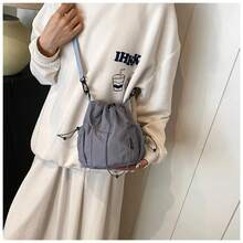 European And American Ins Style Water-Repellent Nylon Cloth Bag For Women New Simple Versatile Bucket Bag Fashion Niche Handbags