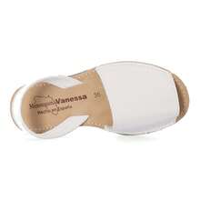 Vanessa Calzados Women Flat Sandals - White - View 8