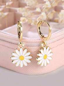1pair Delicate Yellow Daisy Flower Shaped Earrings For Women, Engagement/Wedding Ear Jewelry, Perfect Gift For Sisters/Mothers Valentines,Mom,Mother,Mother's Day,Gift