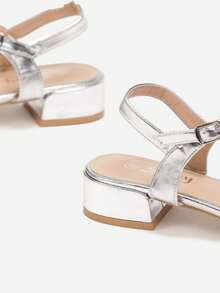 Low Heel Sandals With Zirconia For Daily Wear - Silver - View 4