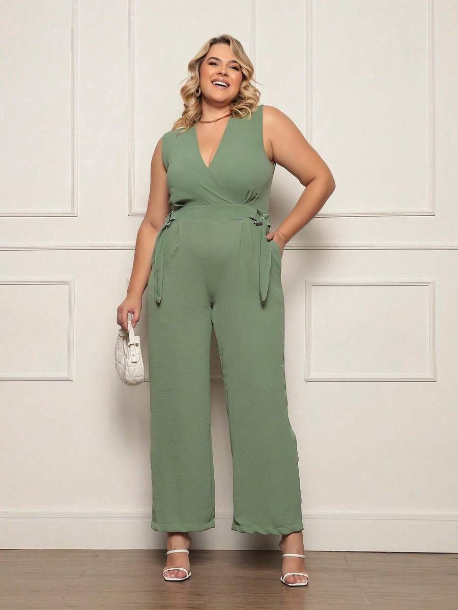 FASHION MIX PREMIUM Elegant Long Jumpsuit Tailored With Detail At The Waist And V-Neckline Plus Size Women's Fits 46 To 50 - 淡綠色 - 查看 1