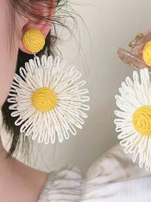 2pcs/Set Handmade Woven Raffia Daisy Flower Drop Earrings For Women, Fashionable & Sweet, Suitable For Summer Beach Style