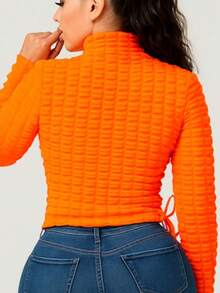 Blusa de manga larga con textura de cuadros y cuello alto en varios colores, ajuste ceñido y suave para un estilo moderno y elegante - Naranja - Ver 3