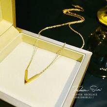 1 件奢华金色细 V 形吊坠项链，配有 18k 镀金链，适合日常佩戴和节日礼物 - 彩色 - 查看 1