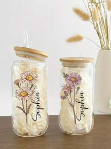 1 Stück personalisierter Glas-Becher mit Deckel & Strohhalm - individuelle Eiskaffe-Tasse, Bierglas oder Trinkbehälter mit Blumendesign (rosa Rosen & gelbe Narzissen) - perfekt als Geschenk zu Geburtstagen, Feiertagen, Bridal-Shower, Weihnachten & Partys für Familie und Freunde, Glas-Accessoires