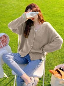 女士纯色前排纽扣长袖衬衫，休闲日常穿着 - 卡其色 - 查看 2