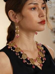 Conjunto de joyería nupcial con enchapado en bronce vintage, accesorios de compromiso, borlas multicapa, collar de piedra natural rosa dulce hecho a mano con cuentas y perlas falsas, aretes y anillo