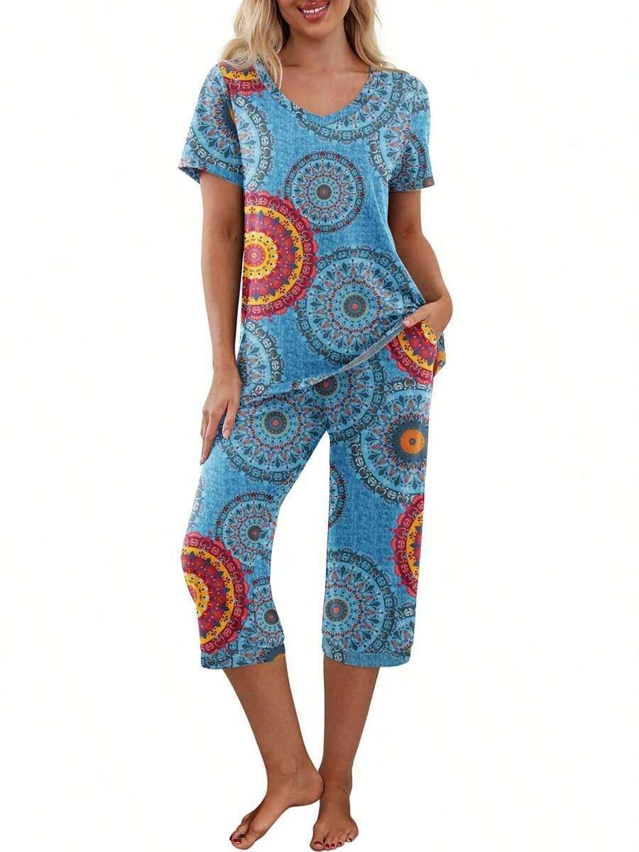 Women's Pajamas Set Short Sleeve V Neck T-Shirt Top And Capri Pants ...