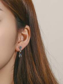 1 Par de Pendientes de Plata de Ley 925 con Flores de Rosa y Escorpión Incrustados de Cristales Vintage, Adecuados para Uso Diario de Mujeres