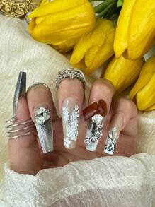 4 Pieces Of Bohemian Style Dark Flower Butterfly Relief Nail Art Stickers For Spring And Summer - Black, White, Blue, Pink Flowers, Vines, Leaves, Butterflies, Hearts, Bow Art Design, 5d Relief Craft, Suitable For Women's Disposable Self-Adhesive Back Adhesive Nail Art Stickers, Bohemian Style Dark Flower Theme Style, Easy To Stick Nail Decoration Stickers