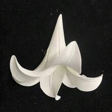 3/5pcs Artificial White Lily Heads - Realistic EVA Petal Design, Reusable Plastic Flower Decoration, Suitable For DIY Wedding Ceiling Decoration, Event Center Decoration, Home And Venue Decoration, Large-Scale Flower Arrangement (Christmas, Thanksgiving, Graduation Ceremony), Fresh Flower Decoration