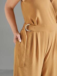 FASHION MIX PREMIUM Elegant Long Jumpsuit Tailored With Detail At The Waist And V-Neckline Plus Size Women's Fits 46 To 50 - 米色 - 查看 7
