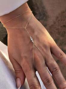 1 pièce Bracelet chaîne de doigt en argent sterling 925 de couleur or avec strass, bijoux hypoallergéniques à faible teneur en alliage, bracelet anneau brillant convenant aux femmes pour les fêtes et le quotidien